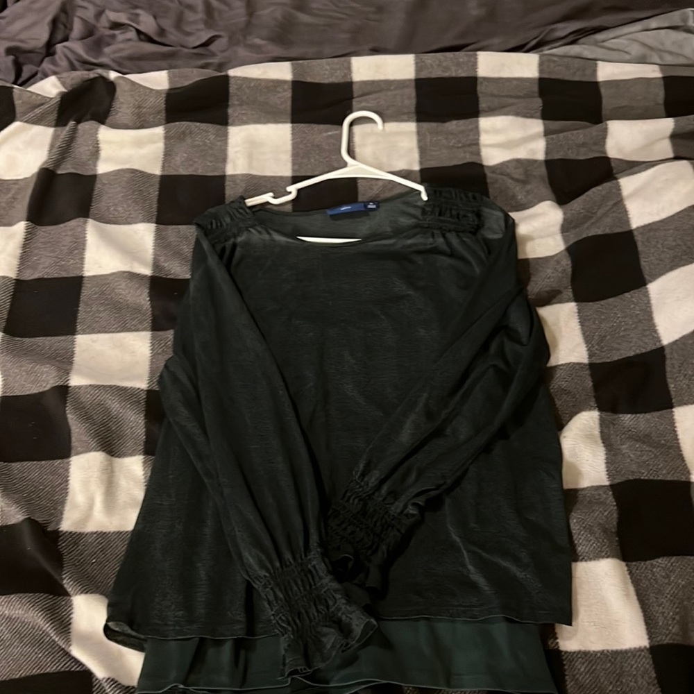 Apt 9 green and black blouse. Gently used